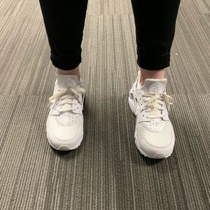 Nike Huarache shoes 8.5-9.5